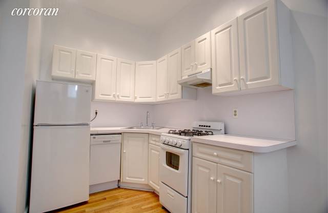 127 West 72nd Street Gallery 4