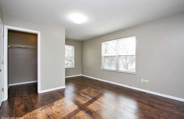 10544 S Edbrooke Avenue Gallery 4