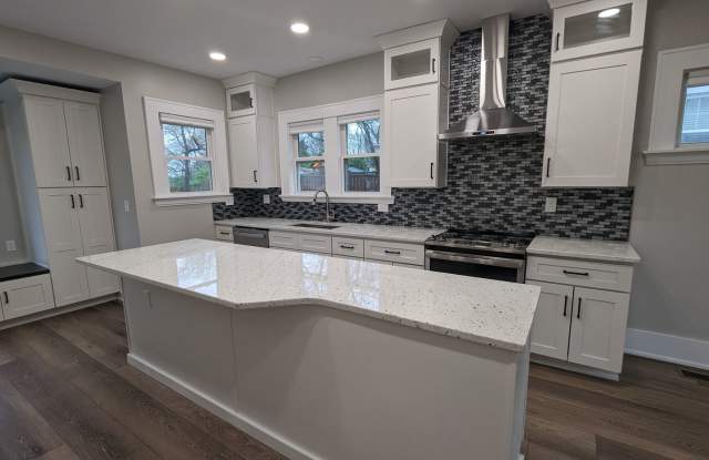 Updated Home in Pleasant Ridge photos photos