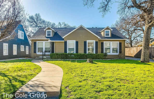 2504 Carnation Ave - 2504 Carnation Avenue, Fort Worth, TX 76111