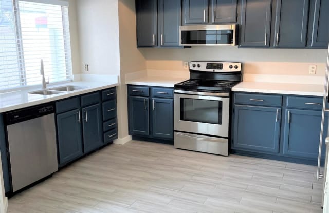 860 N MCQUEEN Road - 860 North Mcqueen Road, Chandler, AZ 85225