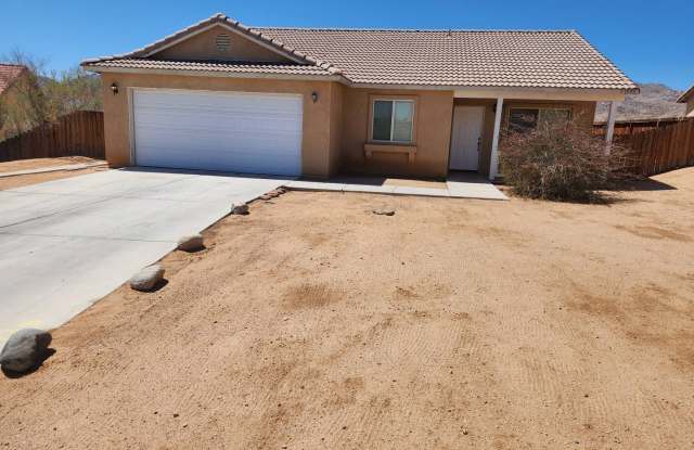 Beautiful Home in the Desert Vista Community photos photos