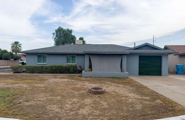 2629 W Larkspur Dr Gallery 1