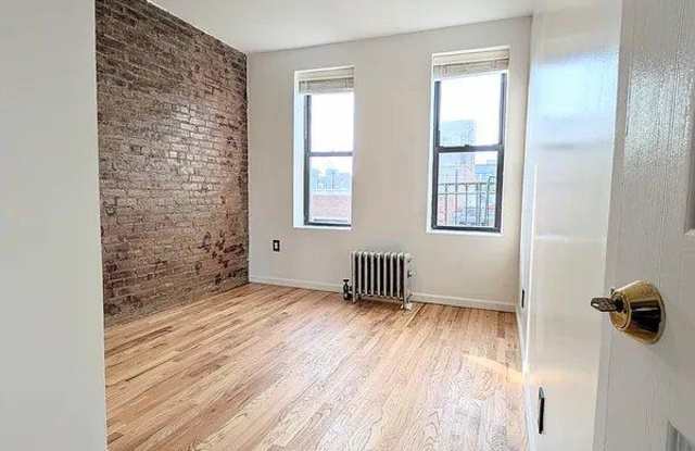 339 Bedford Avenue Gallery 3