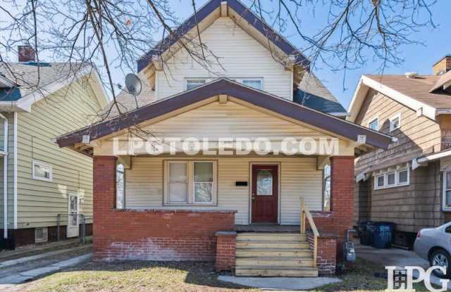 4117 Thornton Ave photos photos