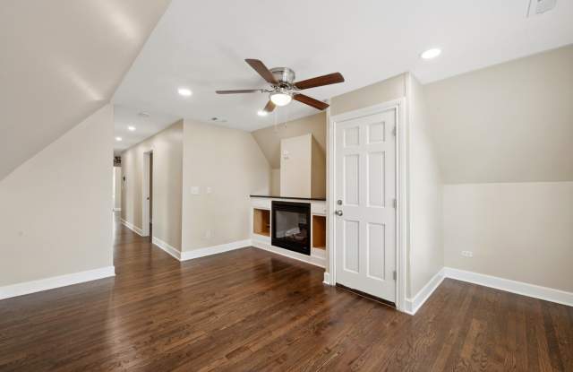 1624 S Washtenaw Avenue photos photos