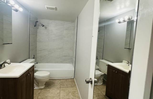 7126 N 19th Ave - 7126 North 19th Avenue, Phoenix, AZ 85021