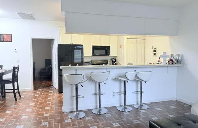11937 Sturbridge Lane Gallery 2