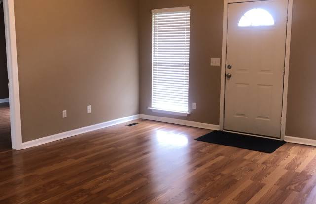 4170 Turners Bend Gallery 4