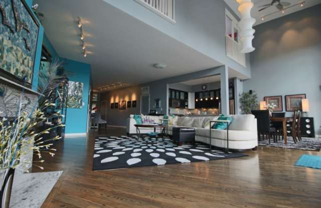 2208 West Diversey Avenue - C - 2208 West Diversey Avenue, Chicago, IL 60618