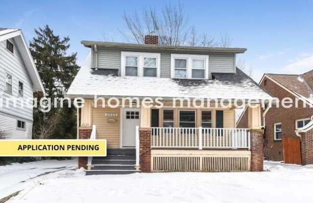 2035 Ferndale Avenue - 2035 Ferndale Avenue, Lakewood, OH 44107