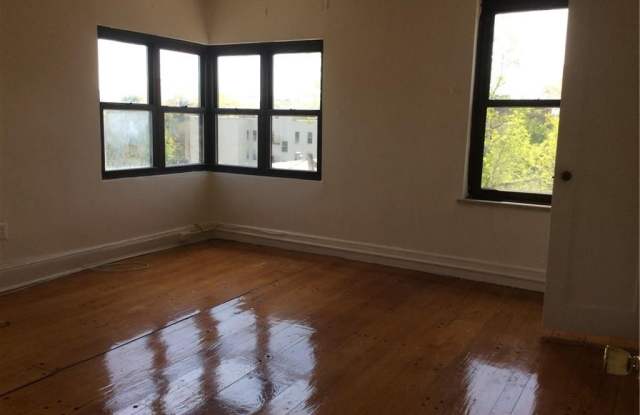 52 New Place Gallery 4