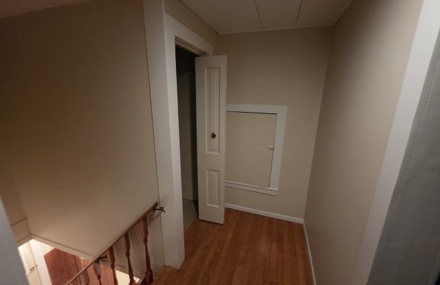 302 Blake Street Gallery 4