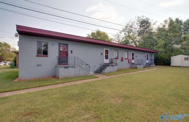 1330 Oshaughnessy Avenue NE - 1330 Oshaughnessy Avenue Northeast, Huntsville, AL 35801