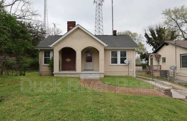 504 W 6th St photos photos