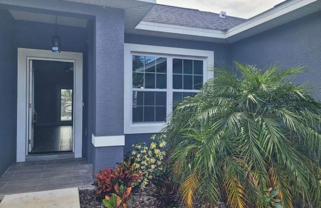 4 Bedrooms and 2 Bathrooms Gallery 4