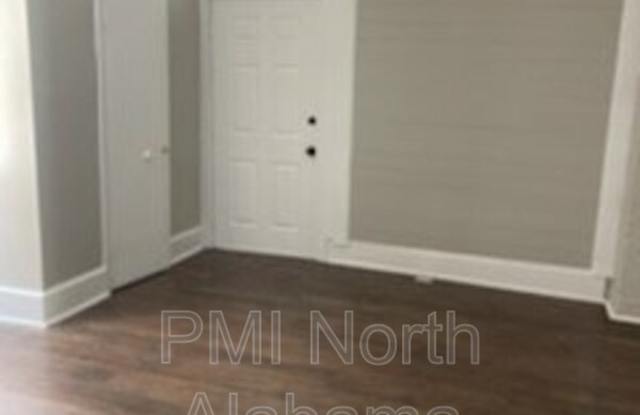 1310 9th Ave SE photos photos