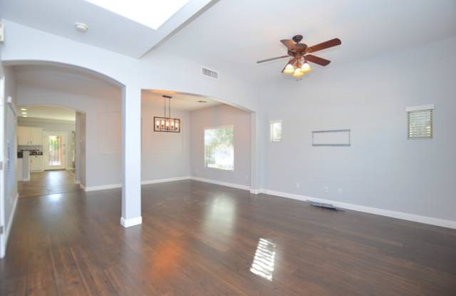 18493 Walnut Road Gallery 3