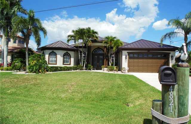 4821 SW Santa Barbara CT - 4821 Southwest Santa Barbara Court, Cape Coral, FL 33914