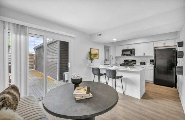 Dublin Park Townhomes Gallery 2