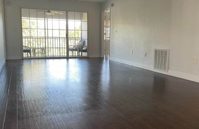 Gorgeous upgraded 2 BR 2.5 Condo in Longwood - Wood floors, great views, large balcony - 3314 Clubside Drive, Wekiwa Springs, FL 32779