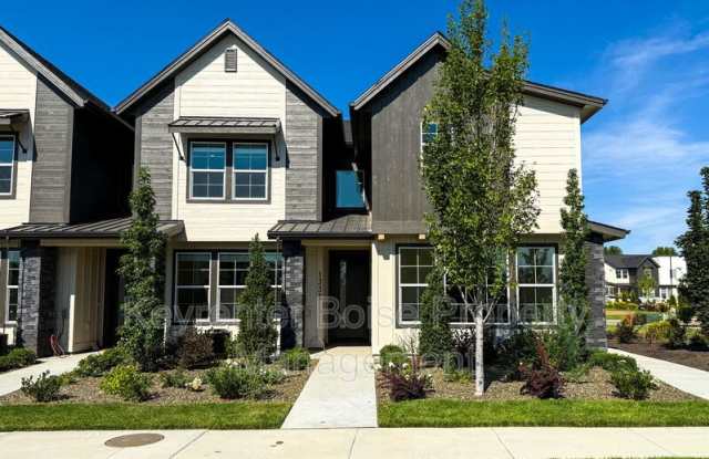 1337 N Webb Way photos photos