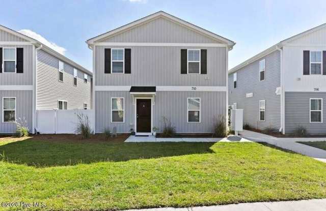 706 Taylor Street - 706 Taylor Street, Wilmington, NC 28401