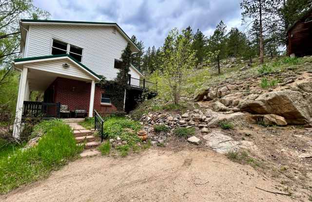 Beautiful 4Bd/4Ba Home in Fourmile Canyon photos photos
