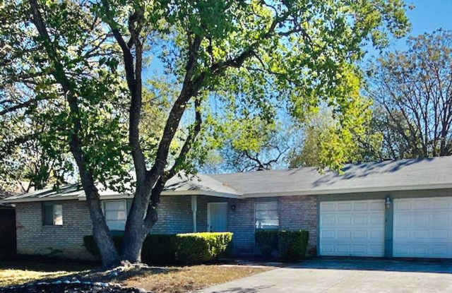 Beautiful 1 story - Great Central Location photos photos