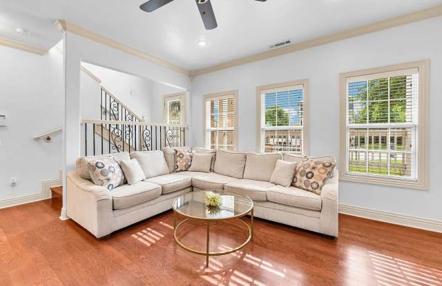 ***536 Tennyson Lane*** Gallery 4