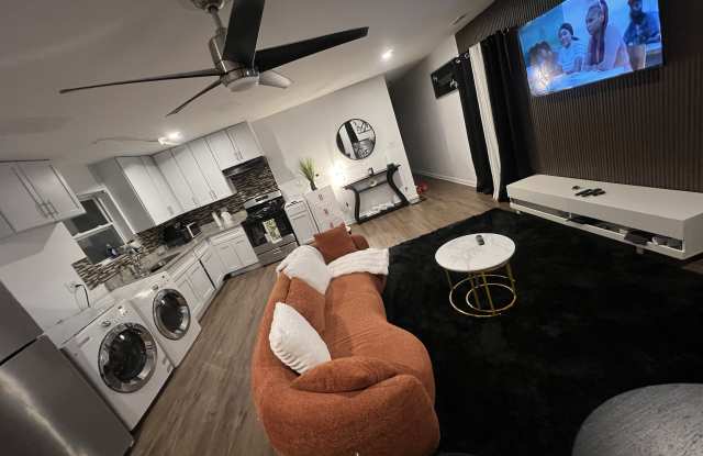 7921 South Burnham Avenue - 7921 South Burnham Avenue, Chicago, IL 60617