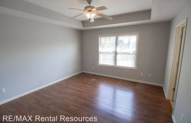 212 Jackal Dr. Gallery 4