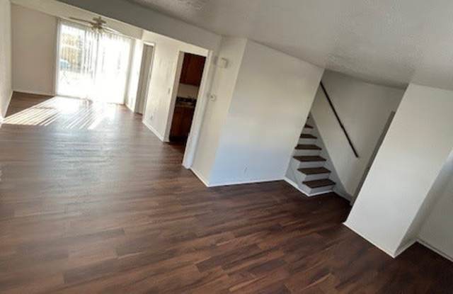 6606 Vandre AVe photos photos