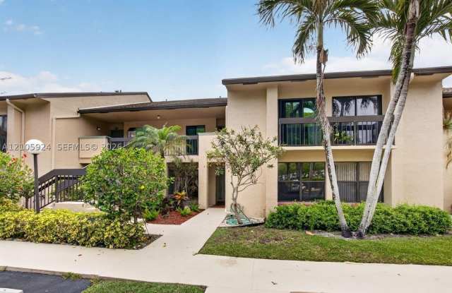 5021 Oak Hill Ln Gallery 1