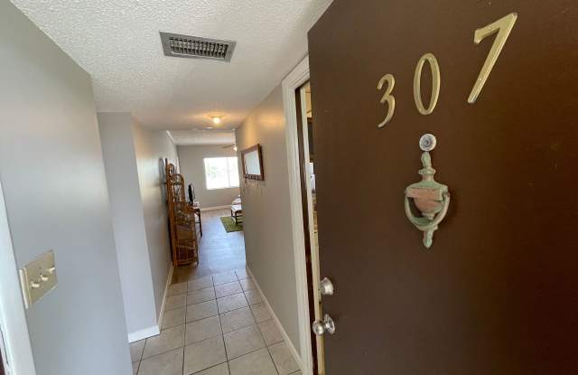112 Fairway Blvd. #307 photos photos