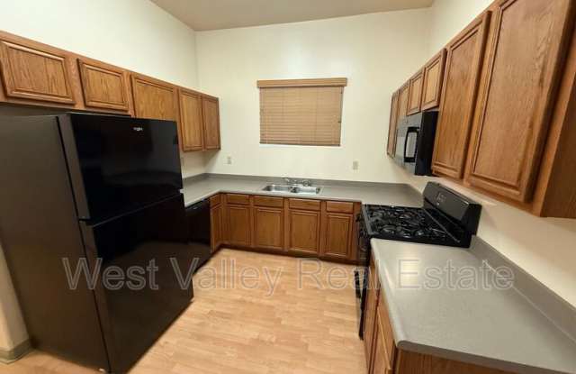 522 Center St photos photos