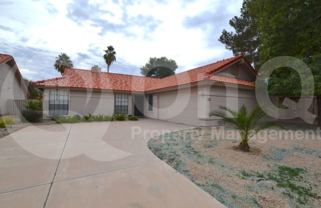 5811 West Saragosa Street - 5811 West Saragosa Street, Chandler, AZ 85226