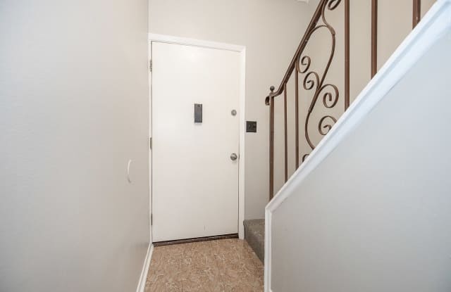 38415 North Ln Apt D208 photos photos