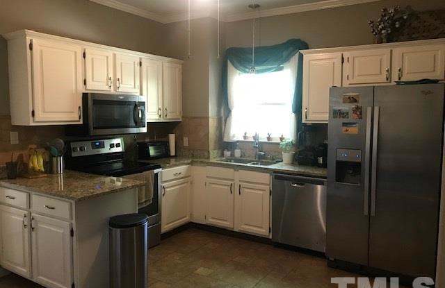 105 Fox Run Road Gallery 4