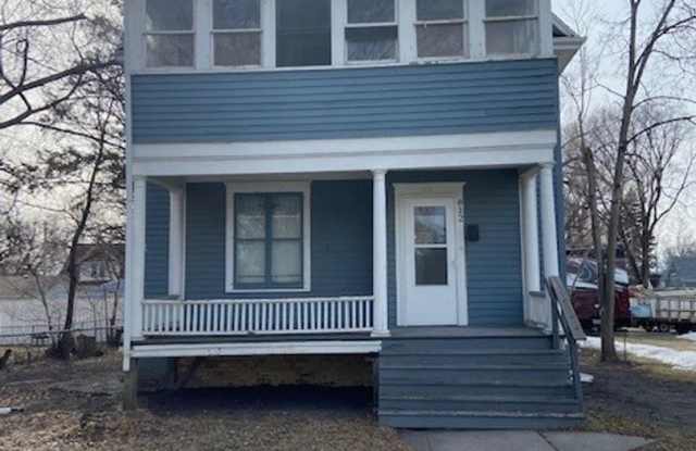 Charming 4 Bedroom 2 Bath House photos photos