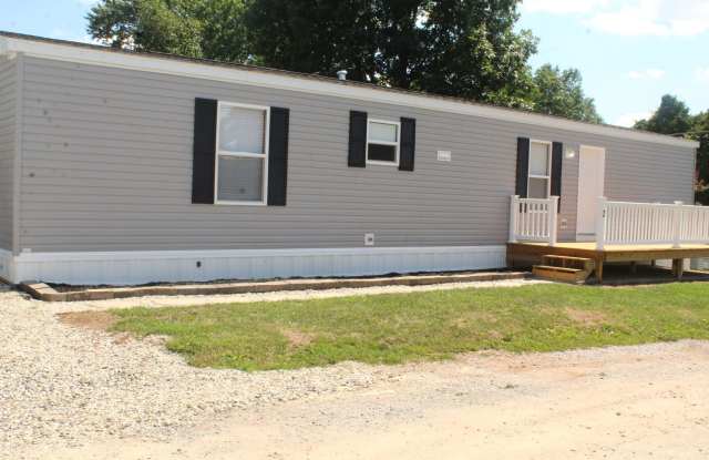 Mobile Home in Newberry Township Gallery 1