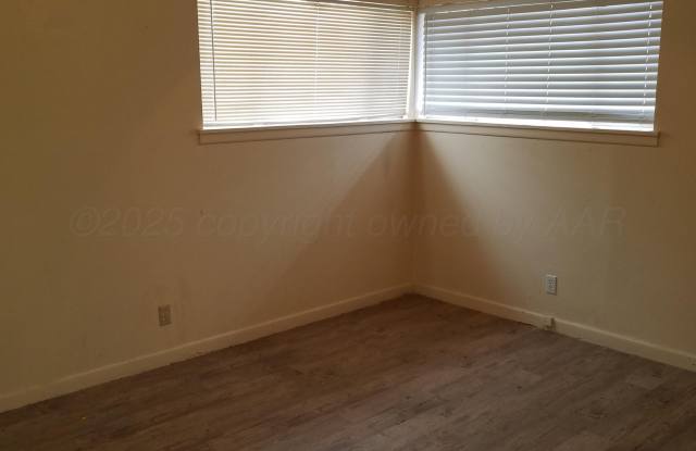 2416 Juniper Drive Gallery 2