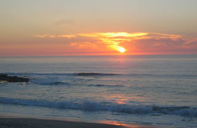 Rare Coastal 1BR Between Windansea Beach and La Jolla Cove! photos photos