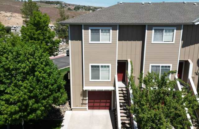 Wonderful and Sunny Rancho San Rafael Townhome photos photos