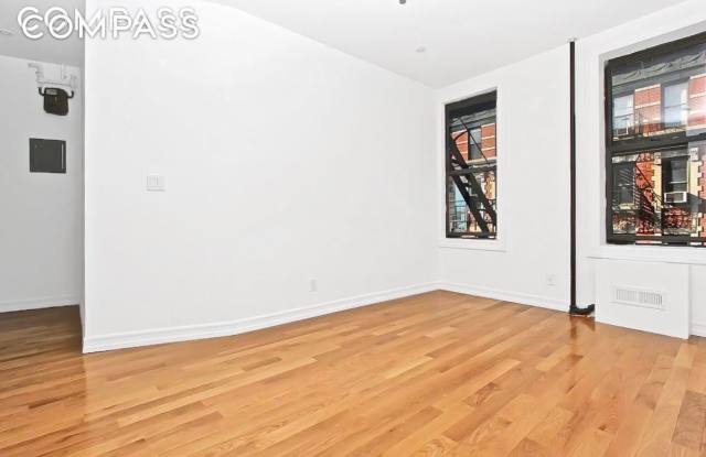 120 Thompson Street - 120 Thompson Street, New York City, NY 10012