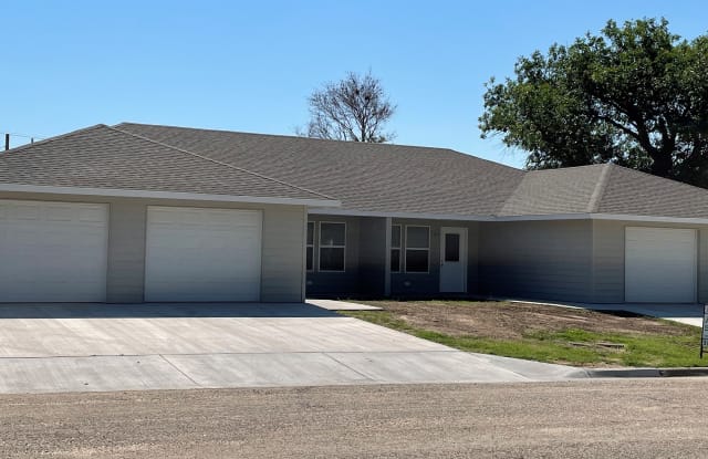 122 South Russell Avenue photos photos