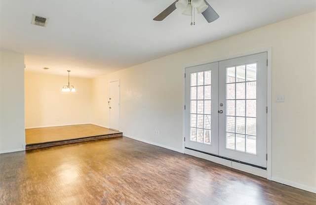 4321 Segura Court N Gallery 2
