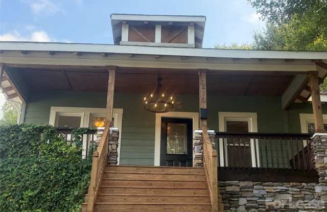 216 E Catawba Avenue Gallery 2