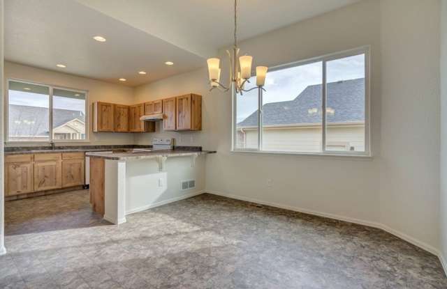 Raindance Community 4-Bedroom, 2.5-bath home in Windsor, CO photos photos