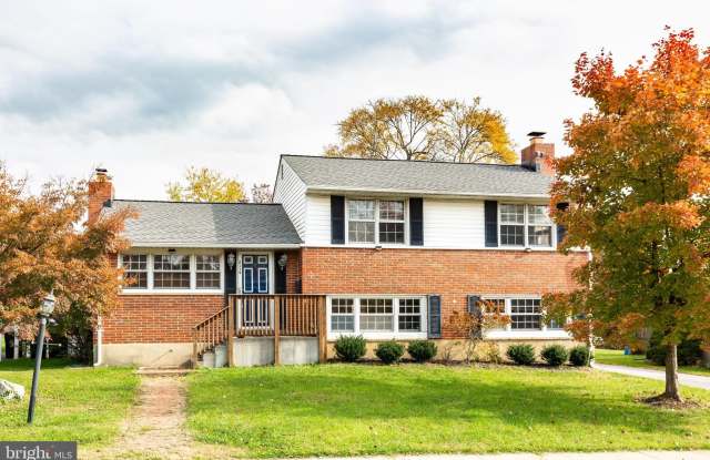 2119 EASTRIDGE Road photos photos